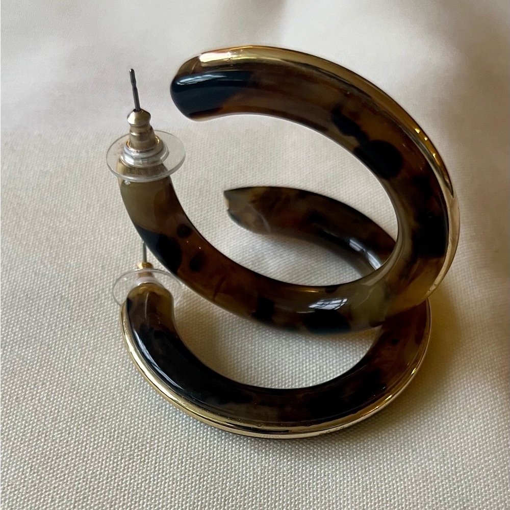 Tortoise Shell Hoop Earrings